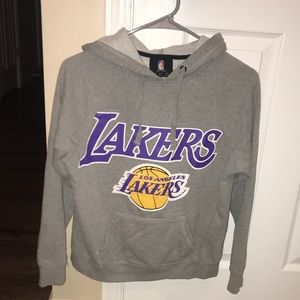 Los Angeles Lakers sweatshirt